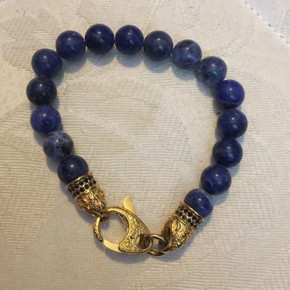 Unisex bracelet blue beads